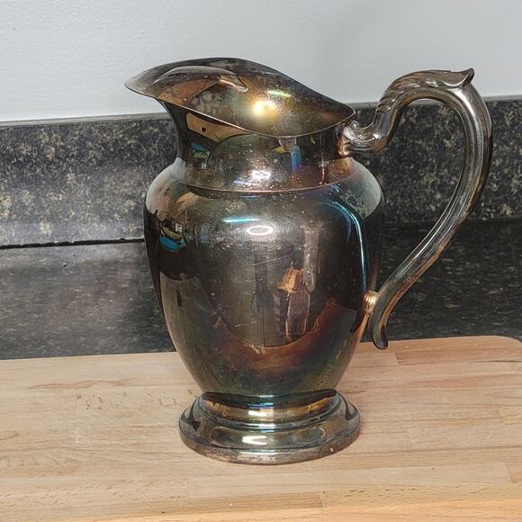 Nobrand Other - Silver antiqued distressed pitcher